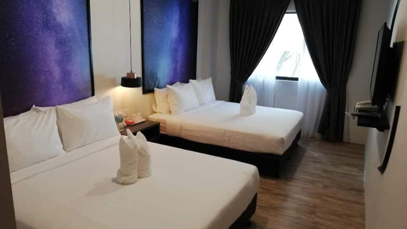 De Luna Hotel Sri Petaling