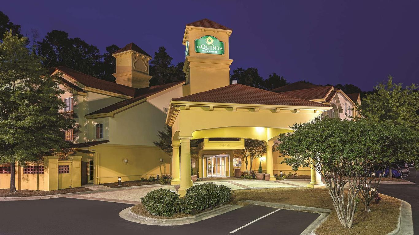 La Quinta Inn & Suites by Wyndham Univ Area Chapel Hill