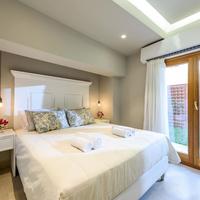 Candia Suites & Rooms