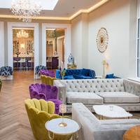 Cork's Vienna Woods Hotel & Villas