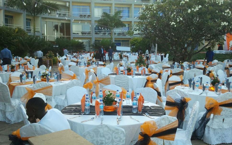 Banquet hall Photo