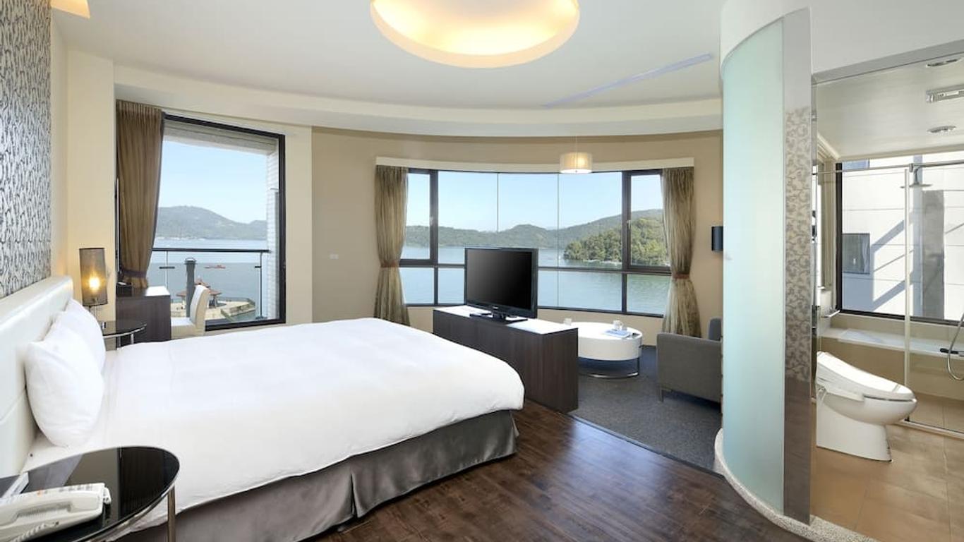 Hu Yue Lakeview Hotel