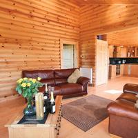 Bracken Log Cabin - S4468