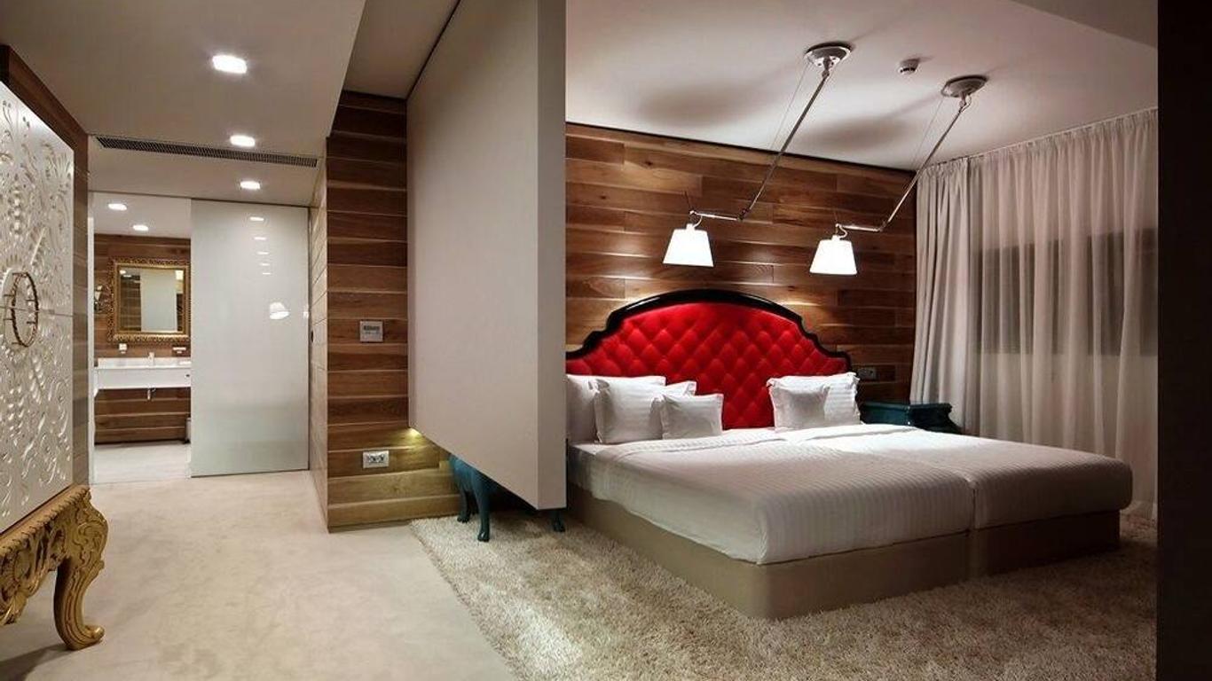 Graffit Gallery Design Hotel