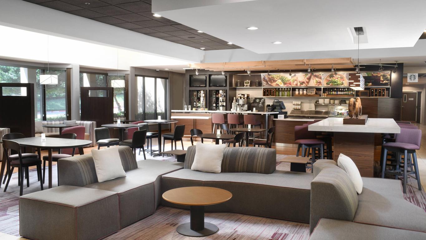 Courtyard by Marriott Dallas Las Colinas