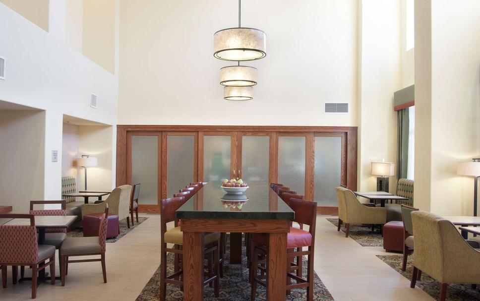 Dining room Photo