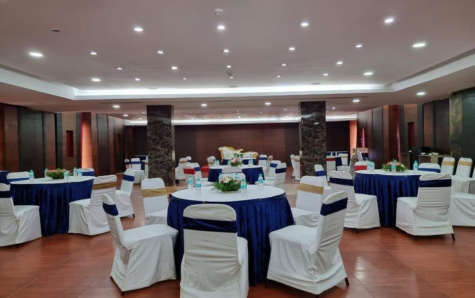 Banquet hall Photo