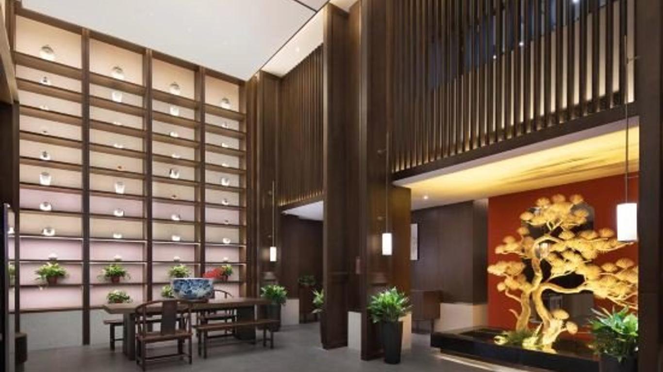 Huaxia Collection Hotel