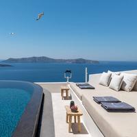 Porto Fira Suites