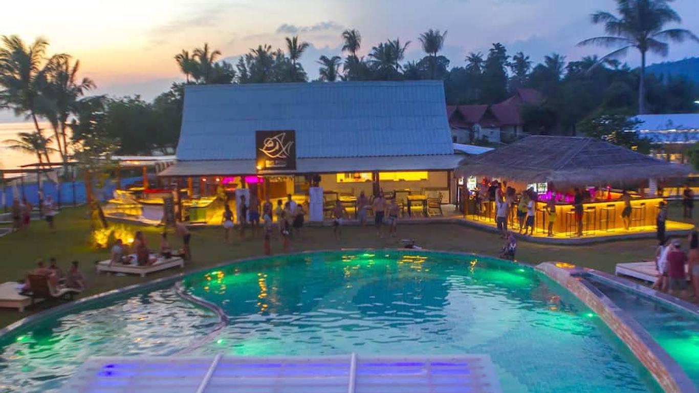 Infinity Beach Club - Hostel